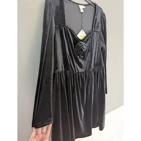 Ava & Viv 1X navy blue velvet dress with flower applique - Picture 2 of 8